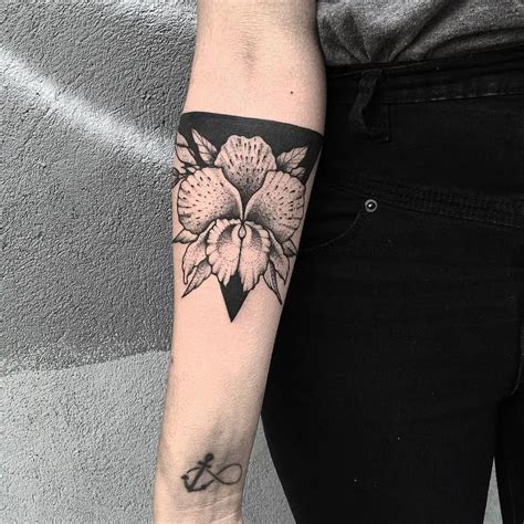 tatuaje mujer brazo|tattoo femeninos delicados.